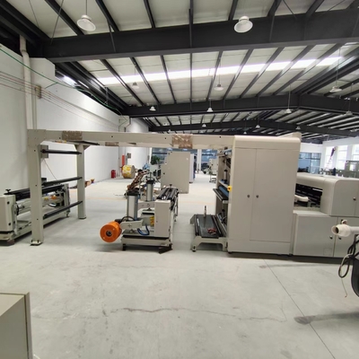 Macchina da taglio completamente automatica a tre servo per carta da 45-450 g ad alta velocità