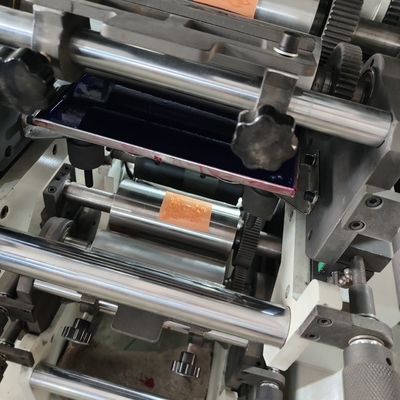 250 mm Lunghezza 180 mm Larghezza Maglietta ad alta velocità Flexo 5-60 m/min Velocità 0.15 mm Precisione