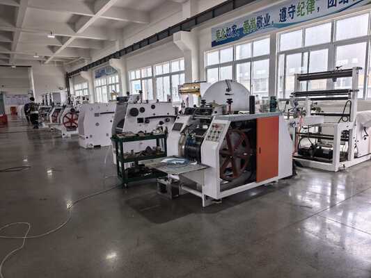 Macchina per sigillare e tagliare sacchetti di carta Kraft con larghezza da 420 a 600 mm e rotolo di stampa in ceramica a 400 maglie