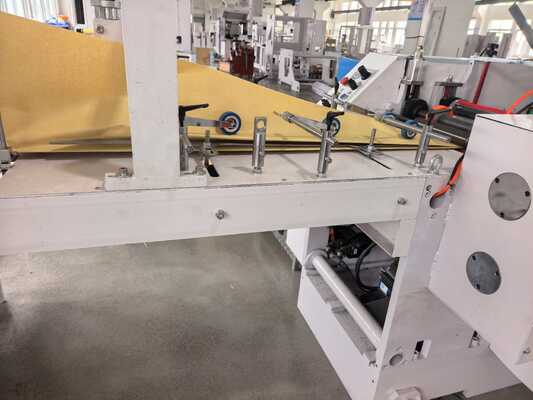 Macchina per la produzione di sacchetti di carta con stampa flessografica CMYK 50Hz 60Hz Alimentazione Totale Potenza 15 KW Adatta per imballaggi su larga scala