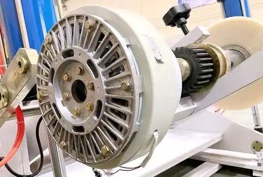 1100mm automatici imprimono il foglio di alluminio della macchina 600mm