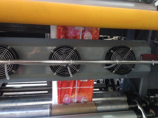 Sei stampatrici centrali economica di Flexo del tamburo di colore con un SERVO di TAGLIO TAGLIATO UV di 6 colori per l'etichetta automatica dell'autoadesivo
