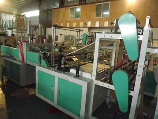 Borsa calda controllata da computer di sigillamento del servomotore che fa la borsa del PE di Machine#220-240V che rende a macchina taglio a freddo di sigillatura caldo