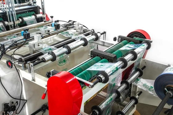 Borsa dell'arco automatico del PE &amp; del PVC producendo i pc Machine#120*2/spessore del materiale borsa width#10-100um di min Speed#100-450mm