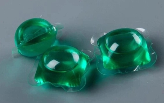 2 sacchetto solubile in acqua automatico del baccello della lavanderia del film della macchina imballatrice PVA della capsula di colore