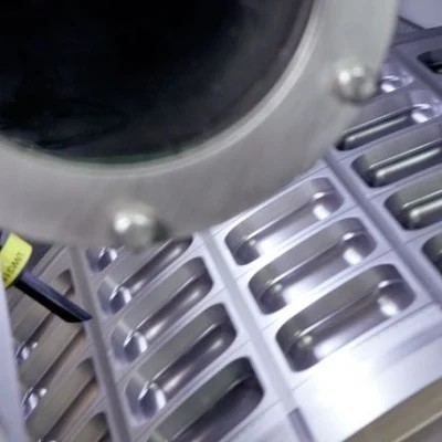 2 sacchetto solubile in acqua automatico del baccello della lavanderia del film della macchina imballatrice PVA della capsula di colore