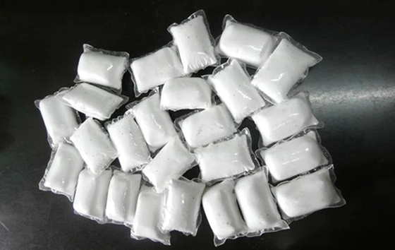 2 sacchetto solubile in acqua automatico del baccello della lavanderia del film della macchina imballatrice PVA della capsula di colore