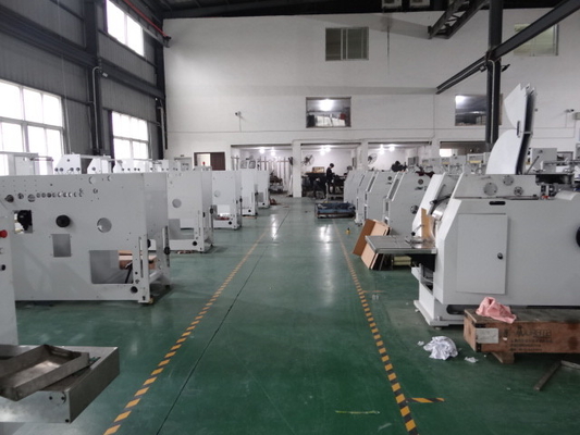 Borsa di carta kraft della drogheria che fa fase 3 della macchina 13500*2300*2000mm