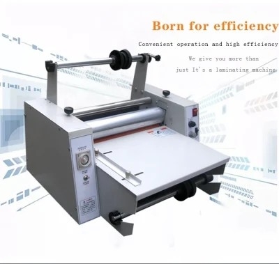 Macchina di taglio 5m/Min Nonweaving Film Laminating di OPP 900mm Rewinder